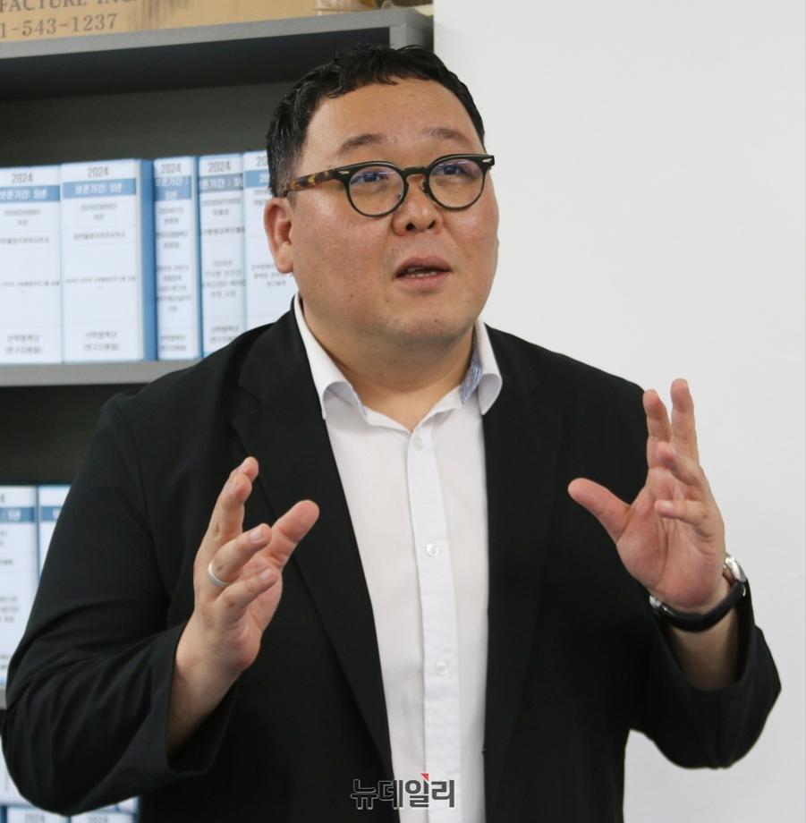 썸네일 사진